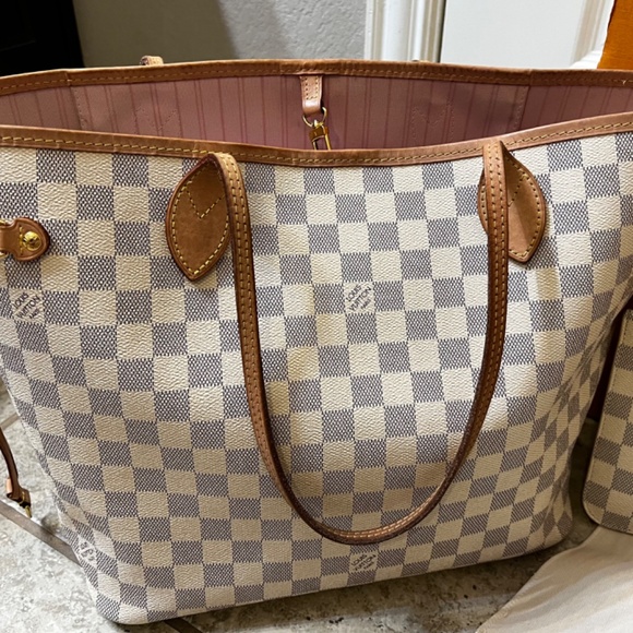 Authentic Louis Vuitton Neverfull MM, wristlet and wallet - Picture 2 of 16